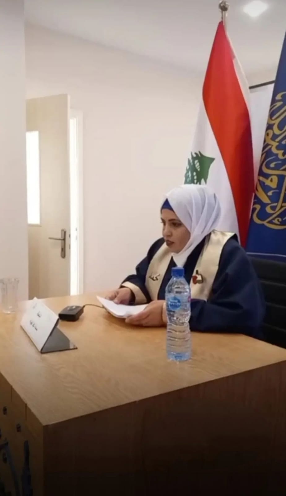 تهنئة بالحصول على درجة الدكتوراه والعودة إلى أرض الوطن